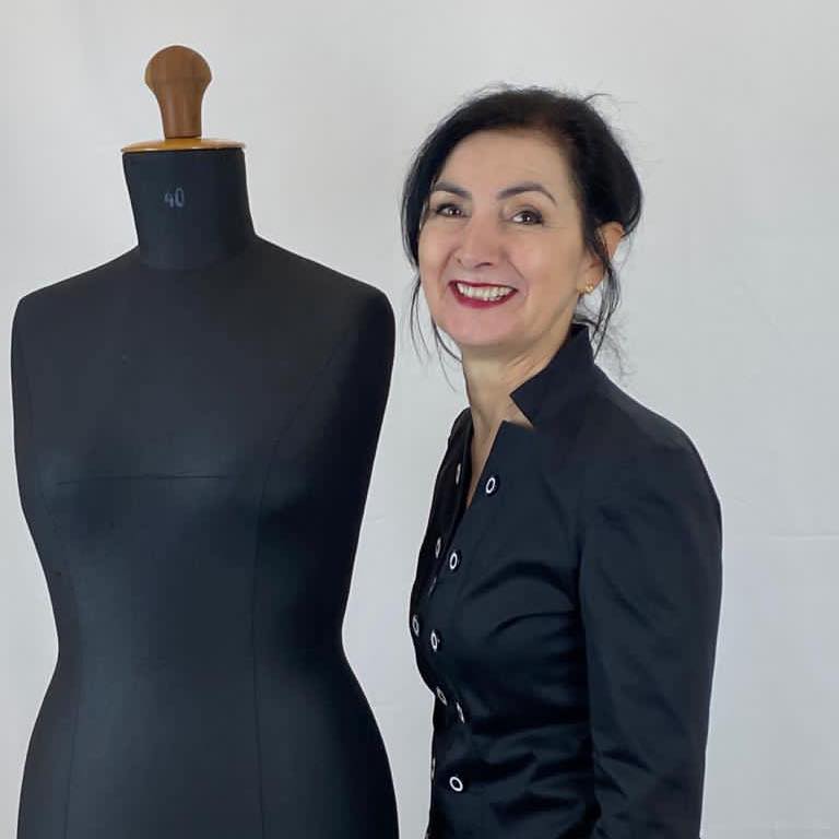 Vera Nätscher, Dozentin für Maßschneiderhandwerk bei UniFash